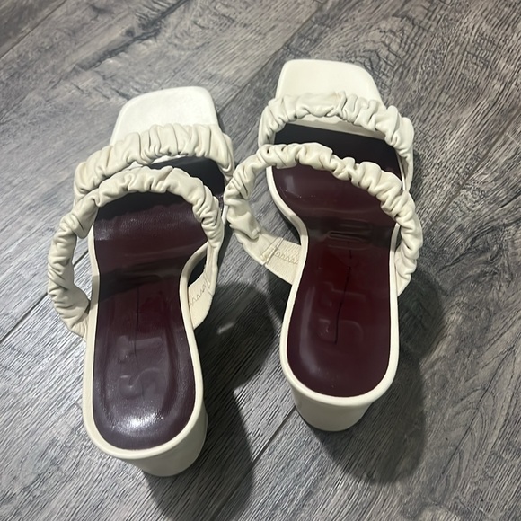 Staud sandals never worn - Picture 4 of 8